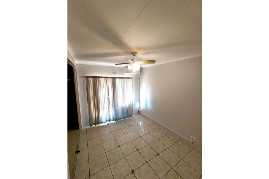 To Let 3 Bedroom Property for Rent in Geelhoutpark North West